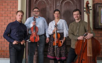 Zoë Aqua and her Transylvanian String Band – SOLD OUT